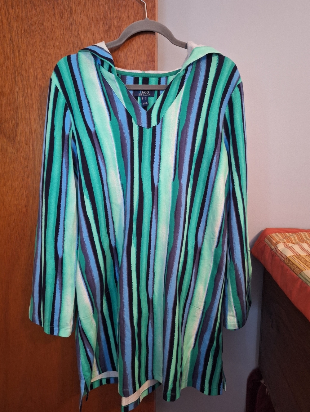d&co. beach  Green, Turquoise, And Navy Striped Swimsuit Coverup Women's Size L